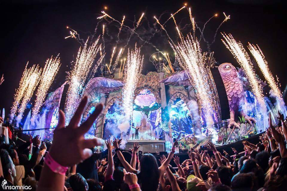 プロジェクションマッピング